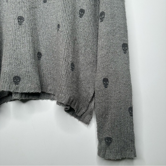 Wooden Ships Paola Buendia Grey Mini Skull Print Sweater Size S/M - Picture 5 of 11